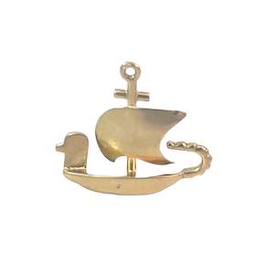 Jewellery Pendants: Charm in 18ct Yellow Gold - Vintage Viking Sailboat
