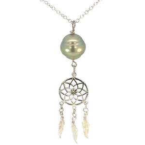 Jewellery Necklaces: Dream Catcher Pistachio Pearl Necklace