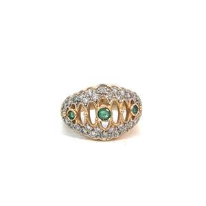 Jewellery Rings: Emerald Diamond Dress Set Ring