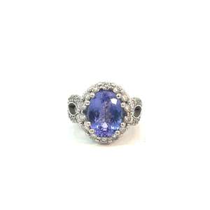 Jewellery Rings: Tanzanite Diamond Cluster Ring in 14ct White Gold