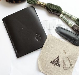 Products: Leather Needlecase - Jennifer Strange