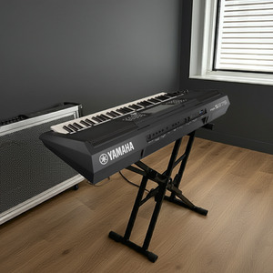 Products: Yamaha PSR-S975 Workstation Arranger Keyboard - Limited stock