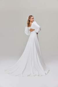 New Arrivals: Samantha Bow