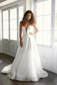 Blush Harmony: Lyndi