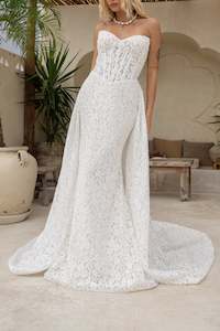 Wedding Accessories: LUNA OVERSKIRT