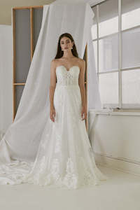 Jessica Couture Sample Sale: Kimla