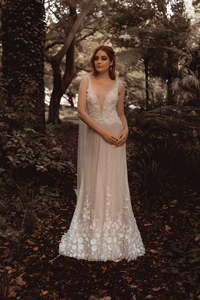 Jessica Couture Sample Sale: Katresa