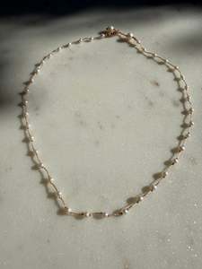 Whisper Pearl Neclace