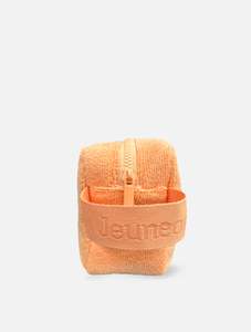 Products: Jeuneora Beauty Bag