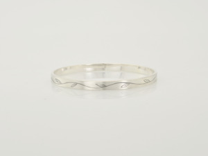 Silver Bangle with Engraved Leaves