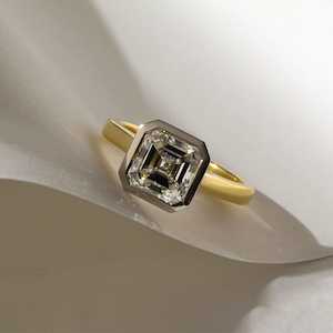 Bespoke Gallery: 2ct Asscher-Cut Diamond Solitaire