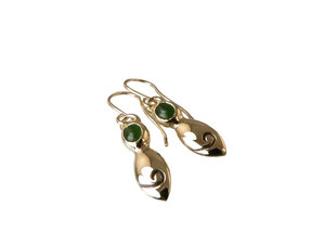 Totorere – Shell Link earrings – Julie Pijfers – Designer Jeweller