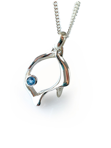 TUI silhouette pendant – Julie Pijfers – Designer Jeweller