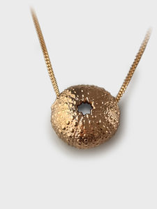 Strombus Shell pendant – Julie Pijfers – Designer Jeweller