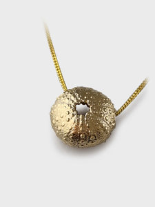 White Topaz drop pendant – Julie Pijfers – Designer Jeweller