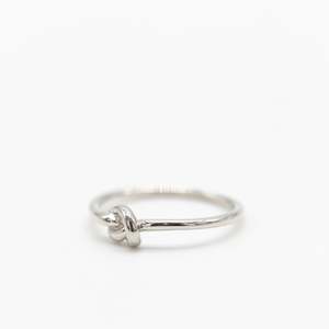 Rings: Silver Knot Ring