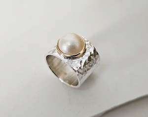 Discover Your Next Signature Piece: 11mm Cream Mabe Pearl Ring