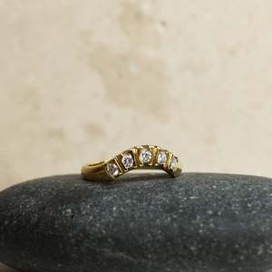 Curved Diamond Band