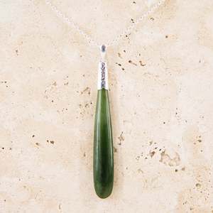 Pounamu: Pounamu Drop Pendant Necklace