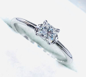 Princess Solitaire 0.36 Carat TW SI2 Clarity Diamond Engagement Ring in 18K Gold