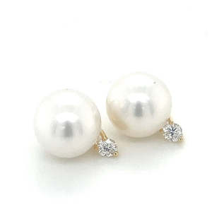 Autore: Autore18k Yellow Gold Pearl & Diamond Earrings