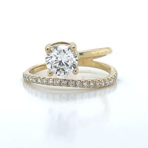 Diamond Jewellery: 9k Yellow Gold 22=1.30ct EF VS Round LG Diamond Ring