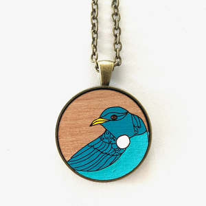 Necklaces Brooches: Rimu Tui Necklace