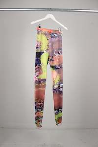 029a Jimmys Quest A Femme Fantasy Adventure: TRINITY LEGGINGS, RAGE PRINT - SIZE XS