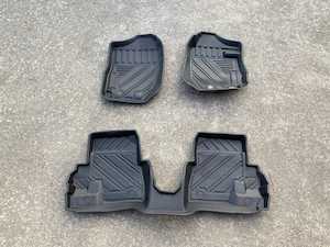JB74 3-door Suzuki Jimny (2019+) Moulded Rubber Floormats