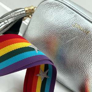 Handbags: Poppy Silver