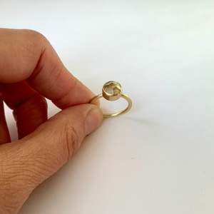 Ribbon Collection: Faceted Sequin Ring in Citrine and 18ct Gold