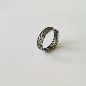 Narrow Herringbone Ring - Oxidised Silver