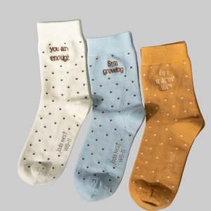Frontpage: “You matter more” — Affirmation Dots Women’s Socks