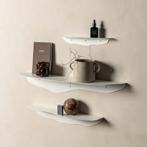 FOLD Wavy Shelf
