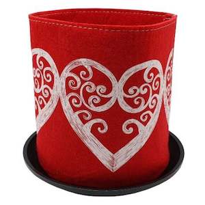 small ecofelt growbag: white aroha on red nzjlfb16