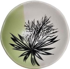 tī kōuka dipped green