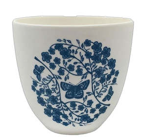 Kowhai Platter: manuka on white votive