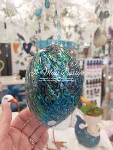 Products: Paua hanging