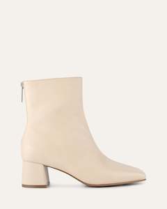 NORI MID ANKLE BOOTS SAND LEATHER