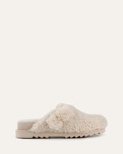 JUNIE CASUAL FLATS CREAM SHEARLING