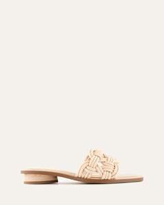 Flat Sandals: CORTA FLAT SANDALS VANILLA LEATHER