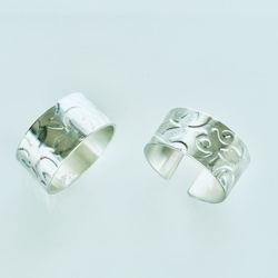 Kowhaiwhai silver long pattern cuff ring