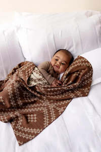 Pēpi Blanket - Hawaiiki Pēpi - Pātikitiki 100% Organic Cotton - Brown