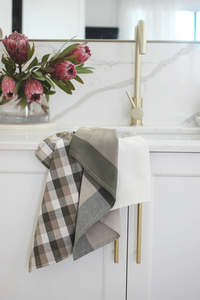 Home Decor: Large Check Tea Towel Olive - Single