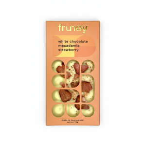 Chocolate - Fruney - White Macadamia & Strawberry