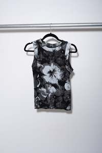 Fringes: Floral Singlet - Black - FRINGES