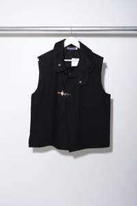 Kaji Vest - Black - MILLAR BODDINGTON