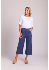 Wide Neck Elbow Sleeve Tee