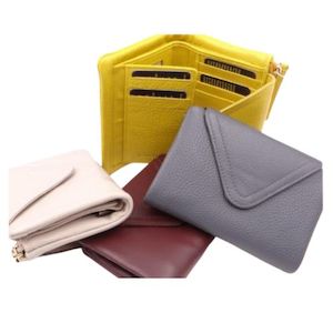 Second Nature: V Style Wallet C09