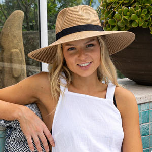 Black Friday: Cari Wide Brim Fedora